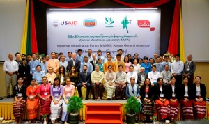 premier Forum de la Microfinance au Myanmar